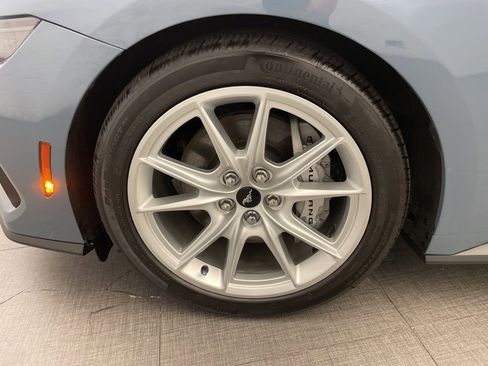 Used 2024 Ford Mustang GT Premium image 10