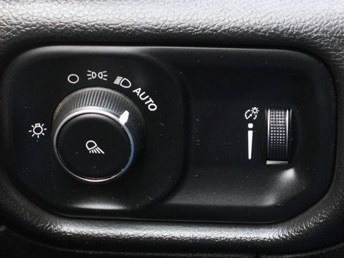 Used 2021 RAM 2500 Tradesman image 17