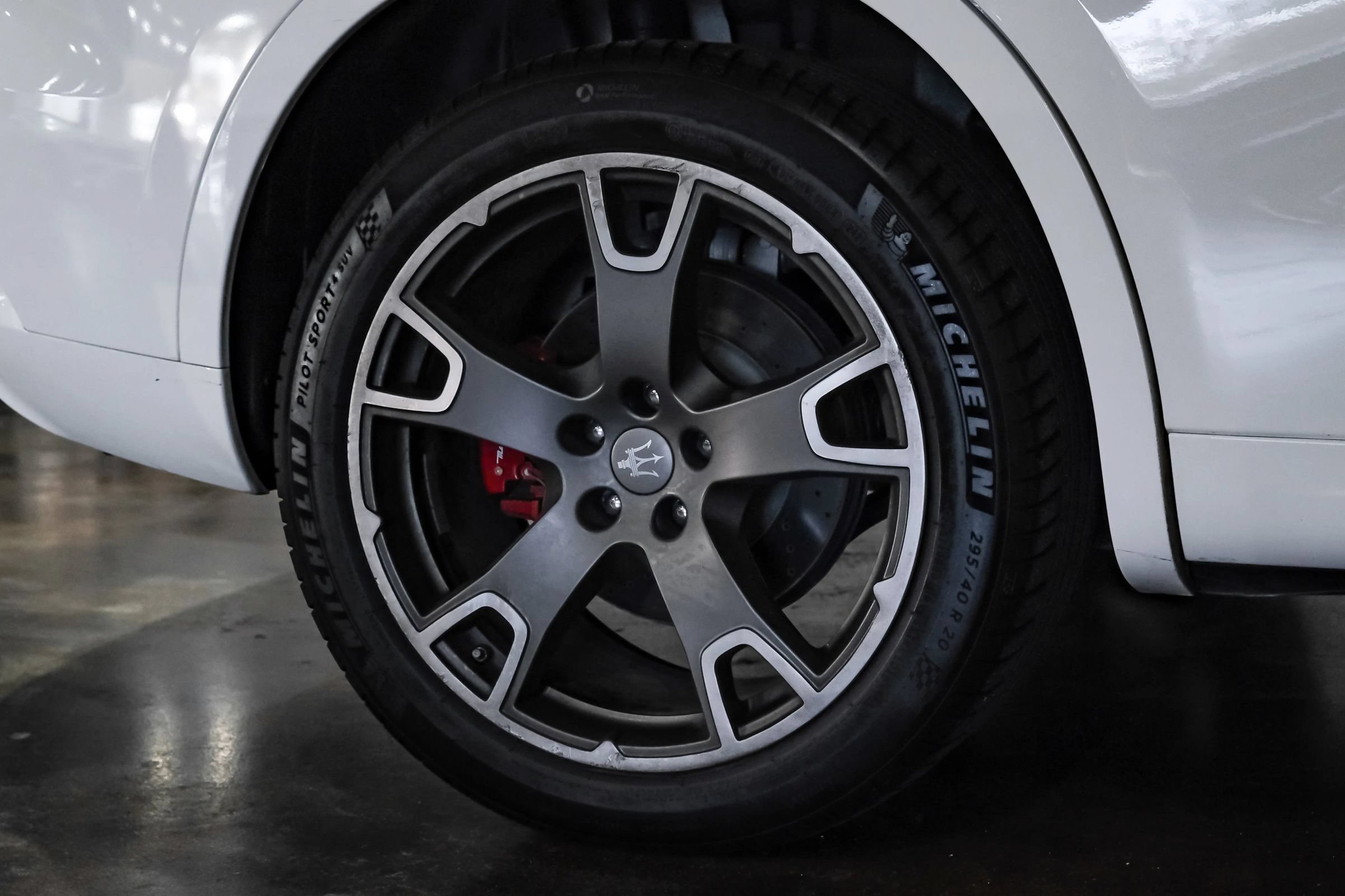 Used 2017 Maserati Levante S AWD/4WD image 50