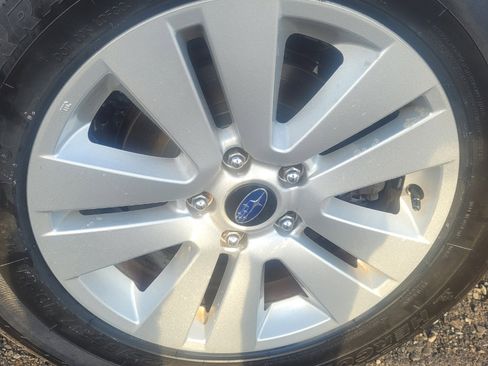 Used 2018 Subaru Outback 2.5i Premium image 38