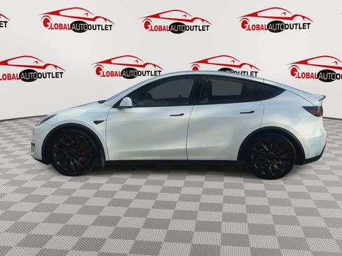 Used 2022 Tesla Model Y Performance AWD/4WD image 5