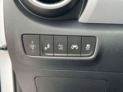 Used 2021 Hyundai Kona Ultimate w/ Cargo Package image 21