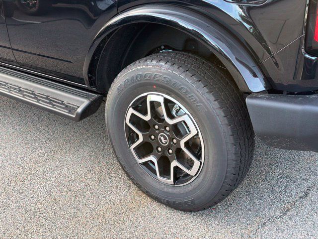 New 2026 Ford Bronco Outer Banks AWD/4WD image 6