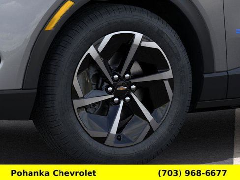 New 2026 Chevrolet Equinox EV LT image 9