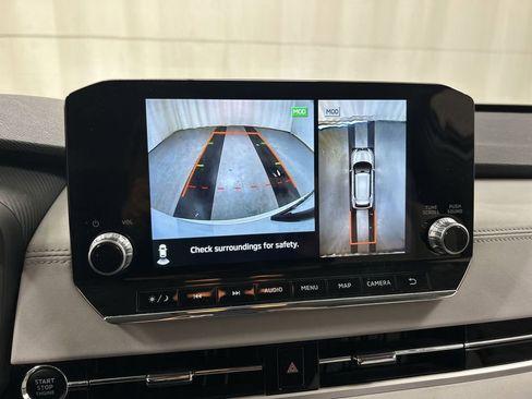 Used 2022 Mitsubishi Outlander SEL image 15