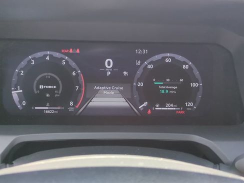 Used 2024 Toyota Tacoma Limited w/ Limited Package (LT) AWD/4WD image 25
