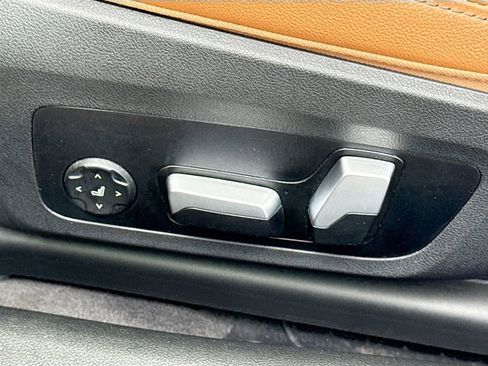 Used 2023 BMW 430i Convertible w/ M Sport Package image 23