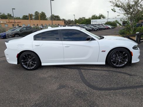 Used 2023 Dodge Charger Scat Pack w/ Navigation & Travel Group image 6