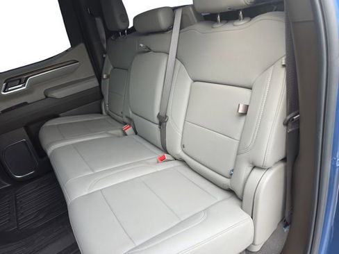 Used 2024 GMC Sierra 1500 SLT w/ SLT Premium Package AWD/4WD image 15