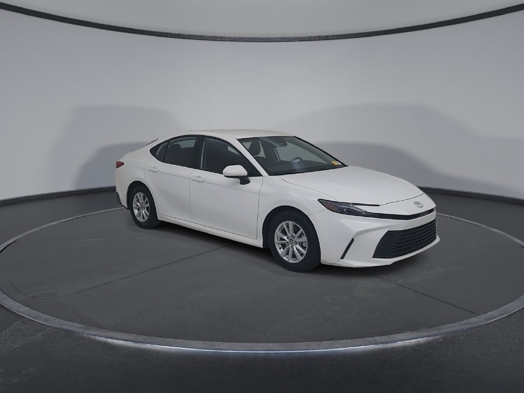 Used 2025 Toyota Camry LE FWD image 3