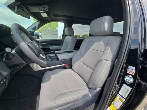 New 2026 Toyota Tundra Limited AWD/4WD image 14