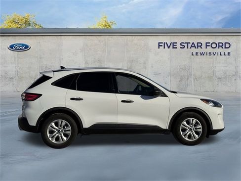 Used 2020 Ford Escape S image 4