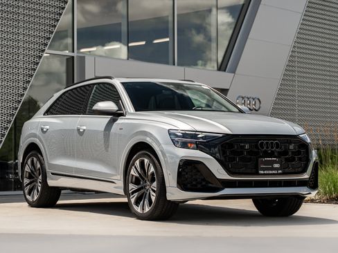 Certified 2025 Audi Q8 Premium Plus w/ Premium Plus Package AWD/4WD image 1