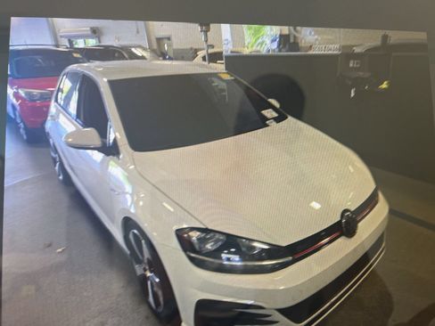 Used 2018 Volkswagen GTI S FWD image 19