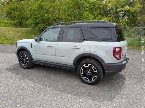 Used 2024 Ford Bronco Sport Outer Banks w/ Tech Package image 3