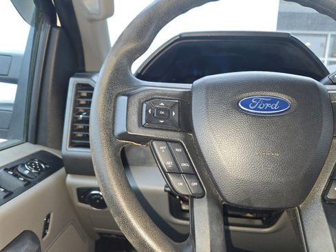 Used 2018 Ford F350 XL image 23
