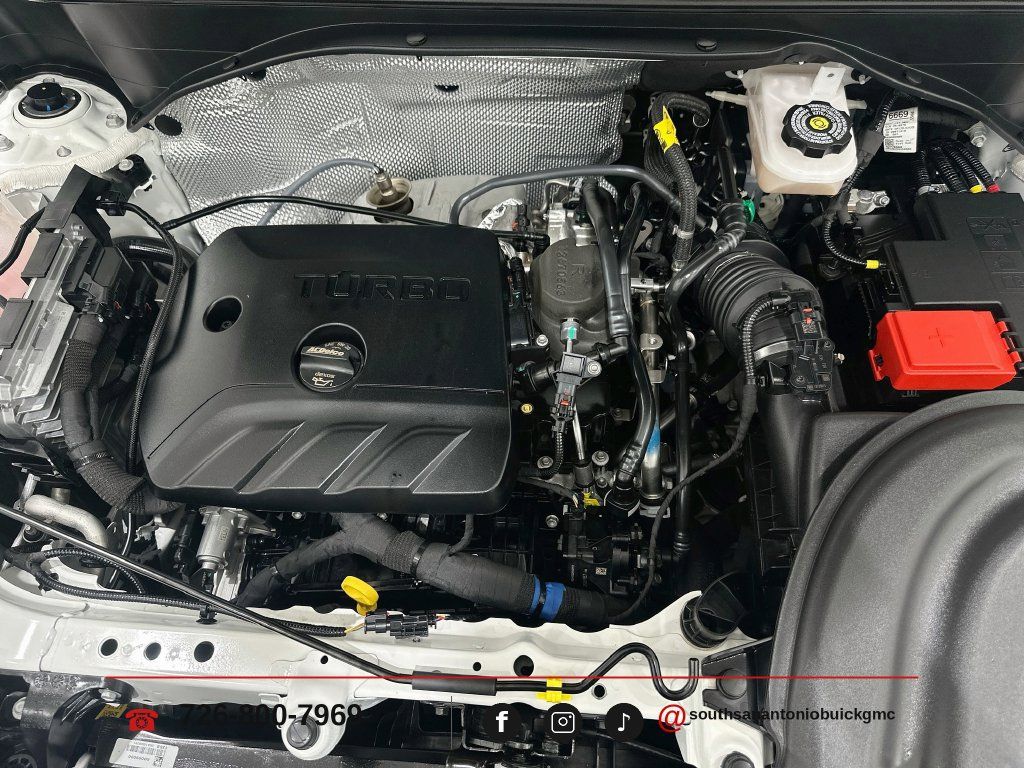 Used 2026 Buick Encore GX Sport Touring w/ Advanced Technology Package FWD image 30