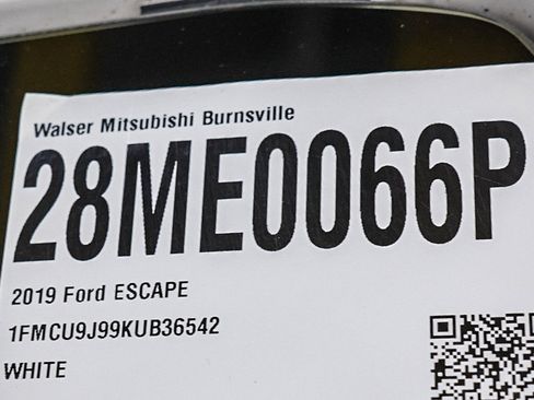 Used 2019 Ford Escape Titanium AWD/4WD image 32