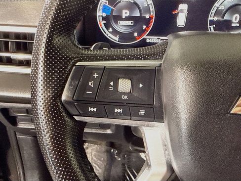 Used 2023 Mitsubishi Outlander SE AWD/4WD image 14