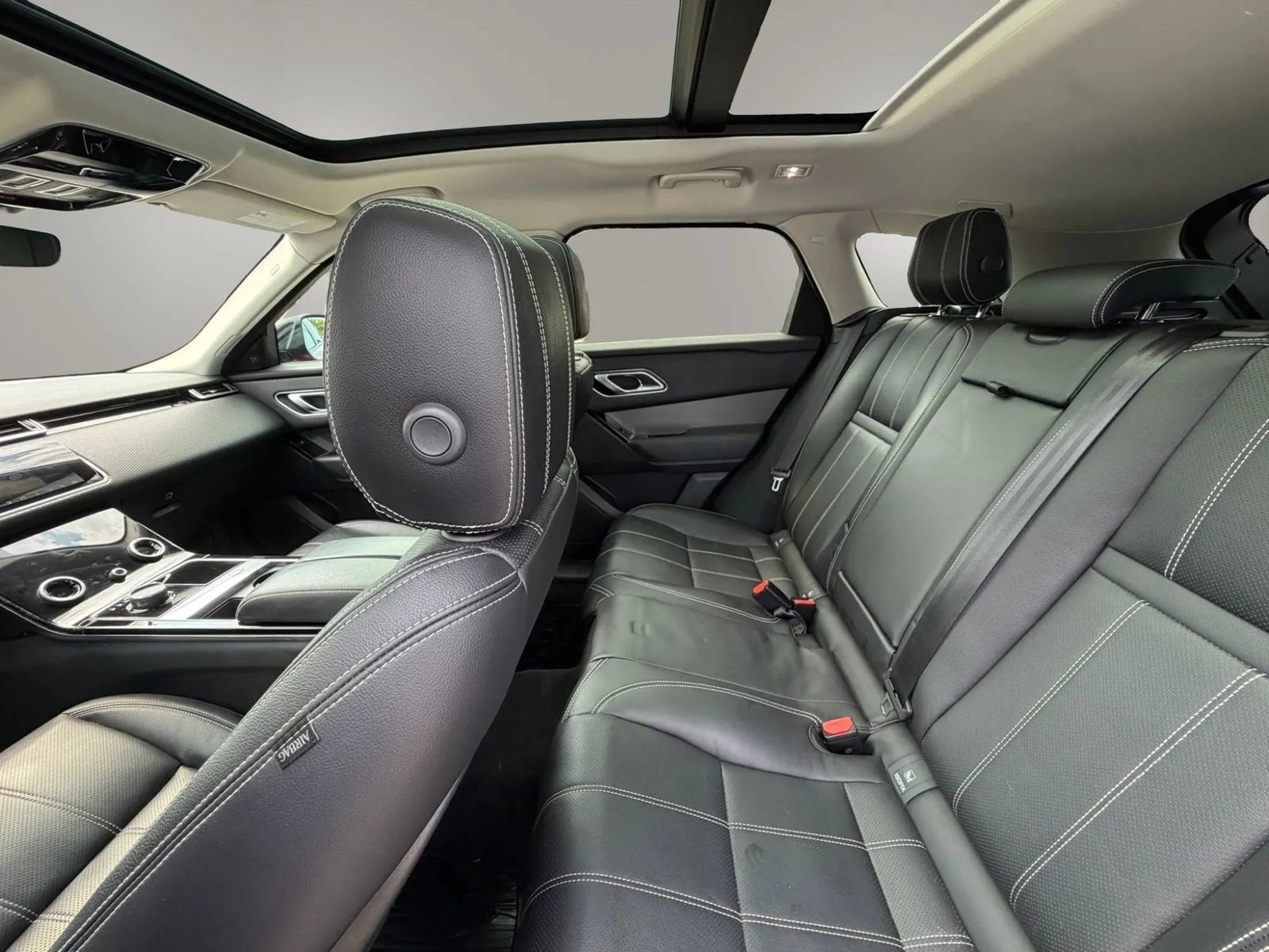 Used 2020 Land Rover Range Rover Velar S AWD/4WD image 26