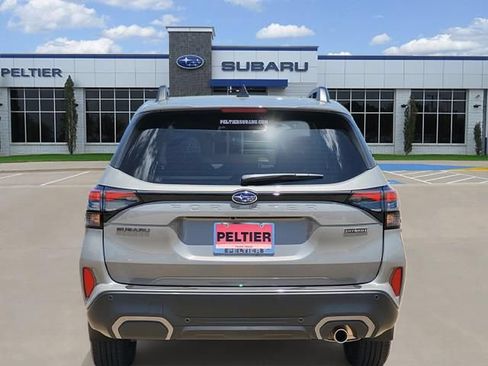 Used 2025 Subaru Forester Limited AWD/4WD image 4