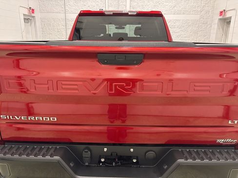 Used 2021 Chevrolet Silverado 1500 LT Trail Boss w/ Bed Protection Package image 4