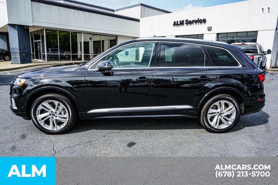 Used 2023 Audi Q7 2.0T Premium w/ Convenience Package AWD/4WD image 5