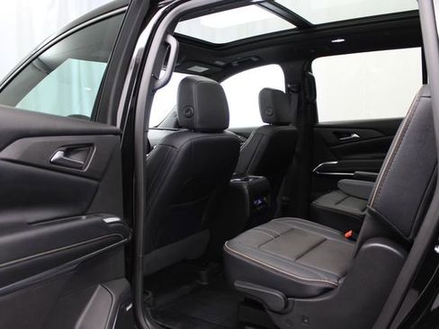 Used 2026 Chevrolet Traverse High Country image 20