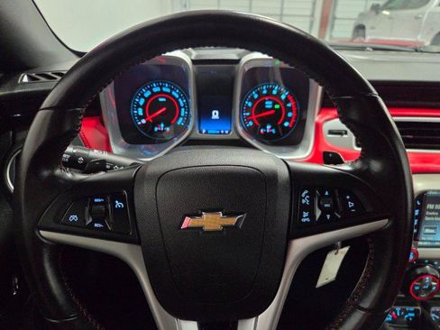 Used 2015 Chevrolet Camaro SS w/ Commemorative Special Edition RWD image 38