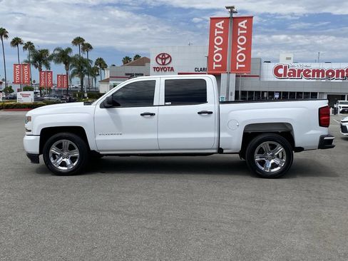 Used 2018 Chevrolet Silverado 1500 Custom w/ Custom Convenience Package RWD image 38