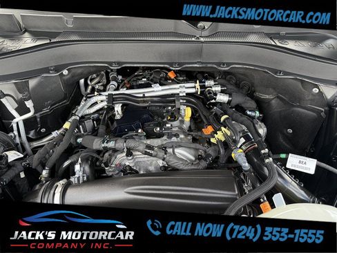 Used 2025 Ford Explorer Active w/ Active Comfort Package AWD/4WD image 31