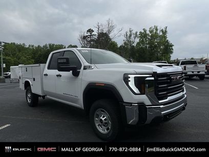 New 2024 GMC Sierra 2500 Pro w/ Convenience Package