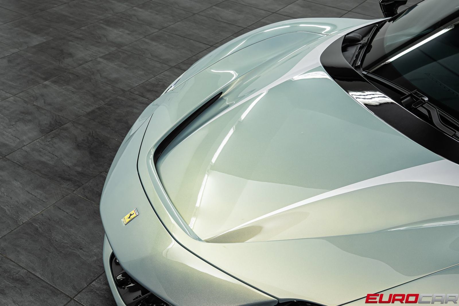 Used 2022 Ferrari SF90 Stradale AWD/4WD image 4