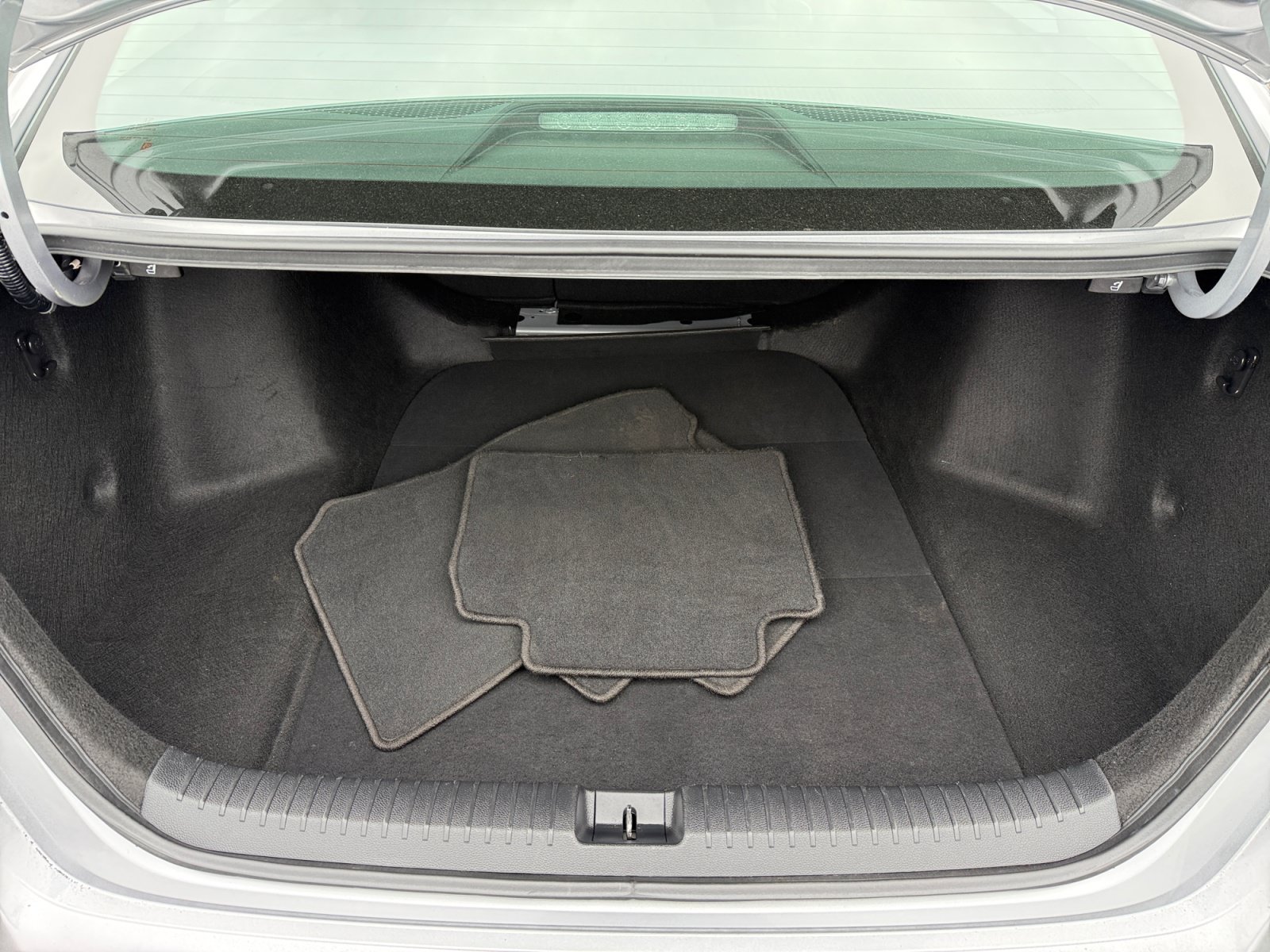 Used 2023 Honda Accord EX image 17
