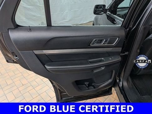 Certified 2018 Ford Explorer XLT w/ Equipment Group 202A image 19
