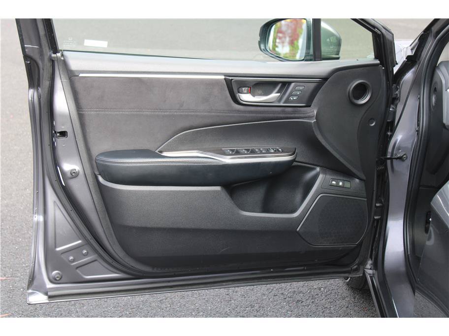 Used 2018 Honda Clarity Touring image 7