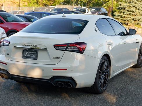 Used 2022 Maserati Ghibli Modena Q4 image 7
