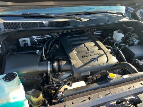 Used 2016 Toyota Tundra Limited w/ TRD Off Road Package image 26