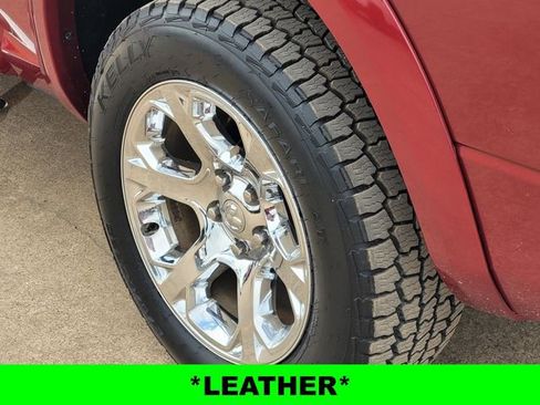 Used 2014 RAM 1500 Laramie image 9