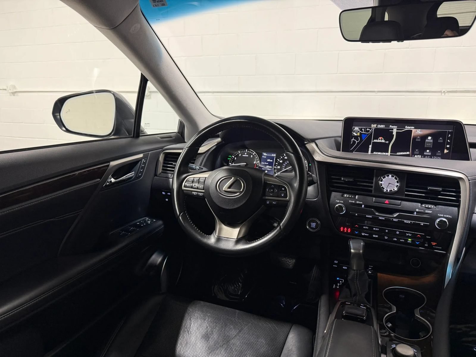 Used 2017 Lexus RX 350 AWD w/ Premium Package image 22