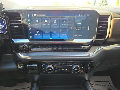 Used 2024 Chevrolet Silverado 2500 High Country w/ Technology Package AWD/4WD image 24