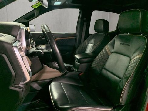 Used 2023 GMC Canyon Denali AWD/4WD image 7