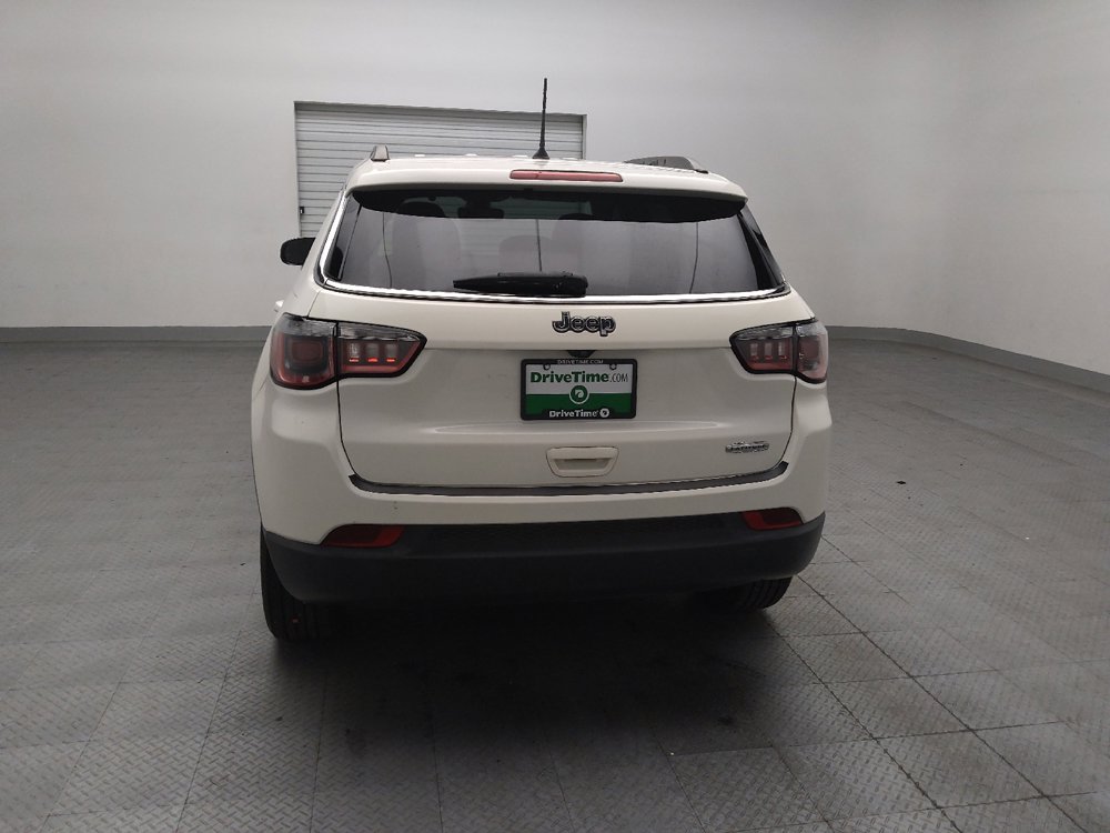 Used 2017 Jeep Compass Latitude FWD image 6
