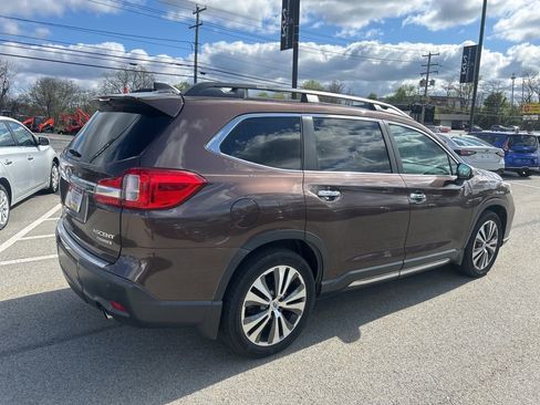 Used 2019 Subaru Ascent Touring AWD/4WD image 10