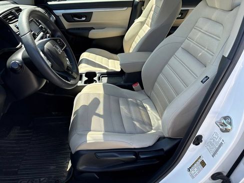 Used 2019 Honda CR-V LX image 2