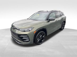 New 2026 Volkswagen Tiguan SE R-Line video 1