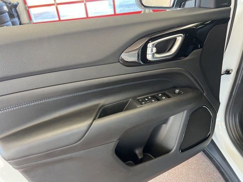 New 2026 Jeep Compass Limited image 6