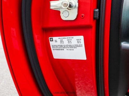 Used 2005 Chevrolet Corvette Convertible w/ Preferred Equipment Group image 76