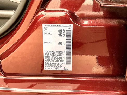 Used 2025 Nissan Altima 2.5 SV image 36