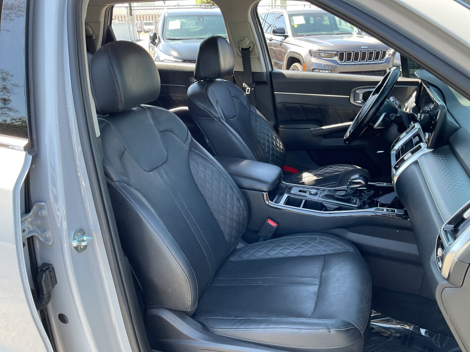 Used 2022 Kia Sorento SX FWD image 21